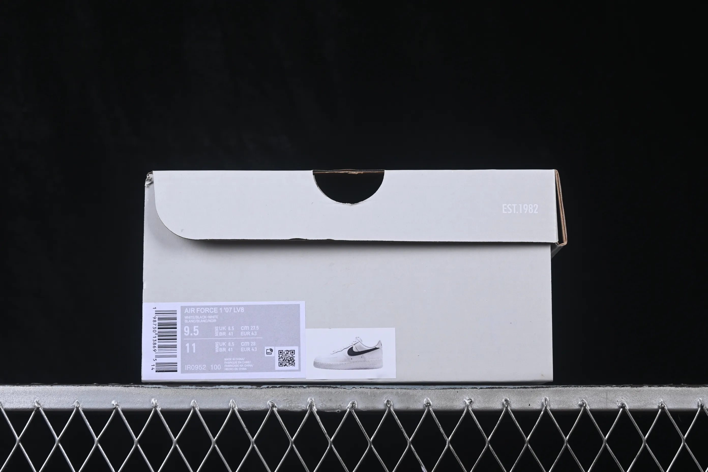 All categories Nk Air Force 1 Air Force series Nk Air Force 1 Low Air Force low-top Nike Air Force 1'07 Low Air Force 1 low-top casual sneakers IR0952-100